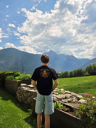 AIFS Teilnehmer in der Natur