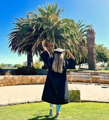 ugc-aifs-studieren-im-ausland-usa-charlenel-graduation