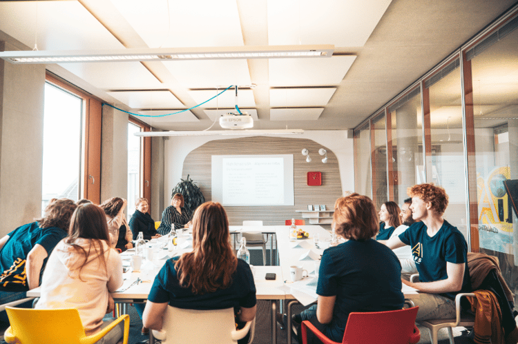 AIFS-Buero-Bonn-Besprechungsraum