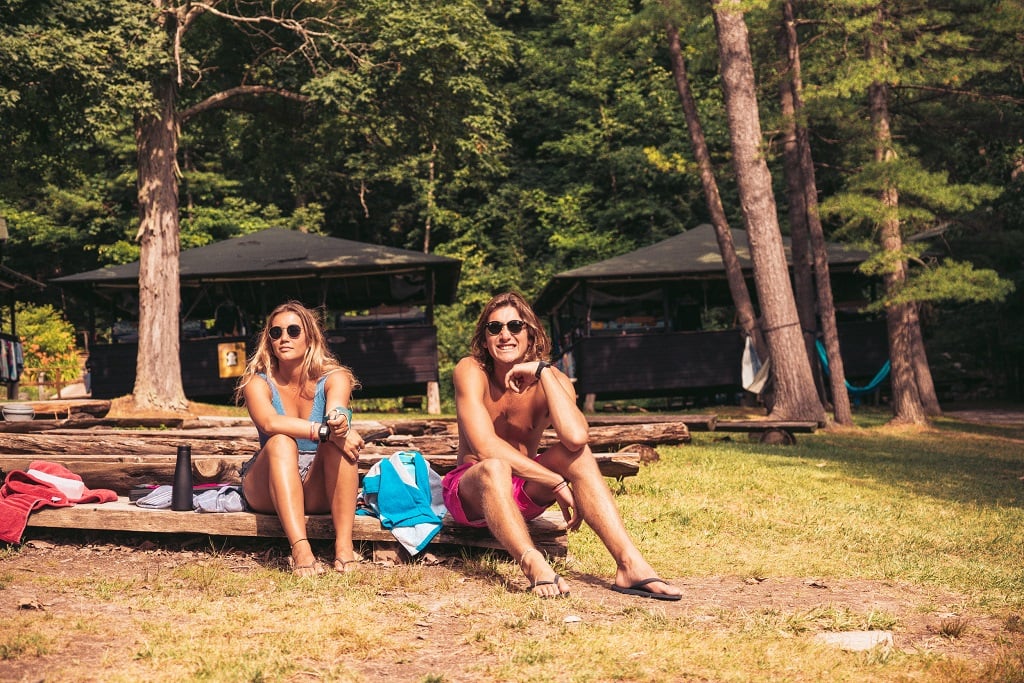 aifs-camp-america-personen-counsellor-huetten-wald